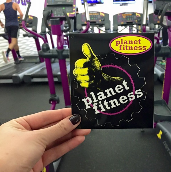 planet fitness gift card showing someone